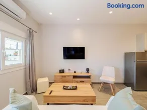 M&K - Katerina's Stylish Apt Near Alykes Beach - Image 4