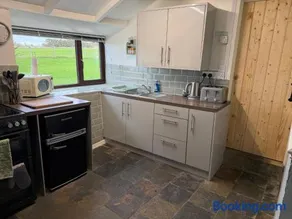 Byre Cottages & Log Cabin - Image 3
