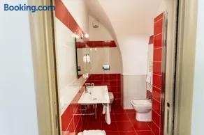 Z'Bass Rooms - Image 2