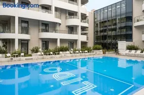 JURATA LIDO EXECUTIVE SUITE by JWPM - Image 1