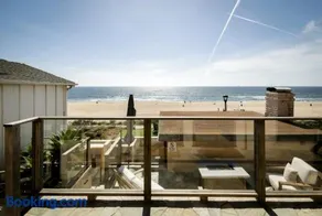 New The Triton Manhattan Beachfront Escape - Image 1