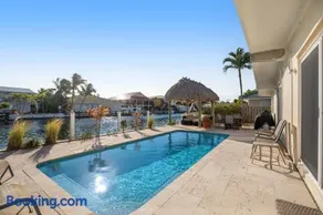 KC88 Keyluxe Retreat - Image 1