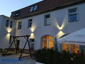 HOTEL "ZAUŁEK" Spółka Cywilna Zbigniew Świderski, Elżbieta Świderska - Image 1