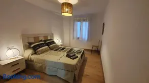 Xia Apartaments con acceso a piscina - Image 1