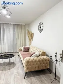 Modern Lux Apartment - Image 2