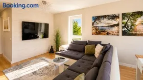Nice 2 BR apartment, 15 min from the Old Town ! - Image 1