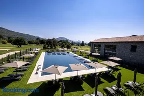 Continental Golf Resort - Image 3