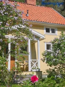 Spacious guesthouse - Image 1