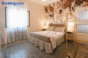 Eda Apartment Affaccio sul porto - Image 1