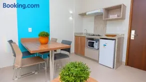 Apartamento em Caldas Novas - Estrutura de Resort localizado a beira do Lago Corumbá V - Image 4