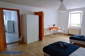 Charming flat in Schönebeck - Image 3