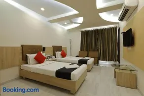 Hotel Unity - SG Highway - Image 4