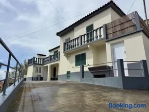 Azorean Stays T4 -Peaceful Countryside 4 Bed Room Close to Top Spots - Image 2