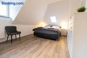 Fewomo, Historisches Moselflair Apartment, 6 Personen, Stilvoll & Komfortabel für deinen Urlaub - Image 5