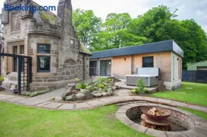 Stylish Loch Lomond lodge in stunning surroundings - Image 5