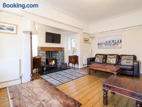 Meadway House - Image 3
