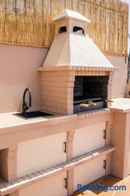 Fuerte Luxury Penthouse & Jacuzzi - Image 4