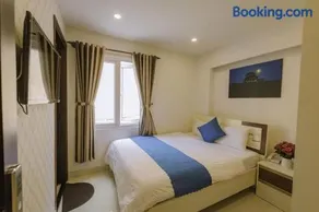 Thanh Downtown Hotel - Buoc Chan La Đen Cho Đem - Image 2
