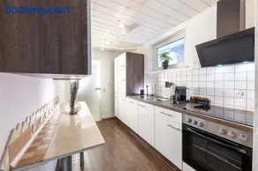 Pitlane-Apartment - Image 5