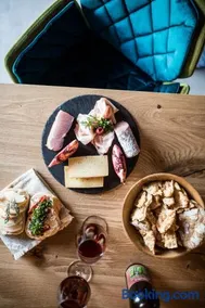 Weingut Weidlhof - Suite & Breakfast - Vacation for wine lovers - Image 4