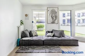 Residence Abraham-Bed&Breakfast Guest Room 2 LaDéfense U-Arena #Parking #Terasse #Fibre #View - Image 2