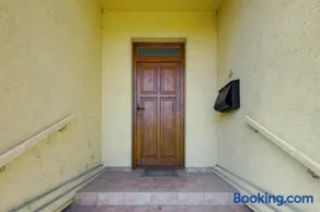 Highway House - Image 4