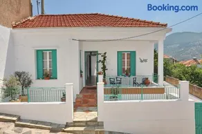 Spring Bliss Garden House - Image 1