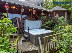 Shimmering Cove Retreat - Image 1