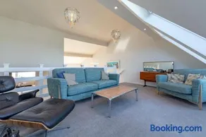 3 Bed in Saundersfoot oc-pw522a - Image 2