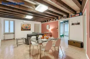 Iseo Portelle Holiday da Barbara - indoor private parking & bike storage - Image 2