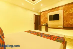 FabHotel Prime Grand Plaza - Image 2