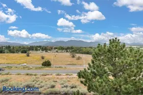 Southwest Retreat with Mountain Views! - Image 2