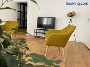 Dachau Altstadt Apartment mit Küche für bis zu 6 Gäste nahe Schloss und ÖPNV - Image 2