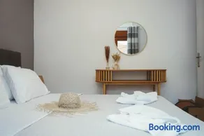 Bougainvillea Loft - Image 2