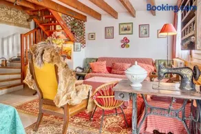 Maison Calme Dans Un Beau Jardin - Image 3