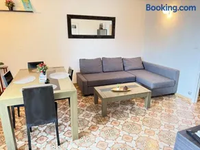 NICE APARTAMEN - Image 4