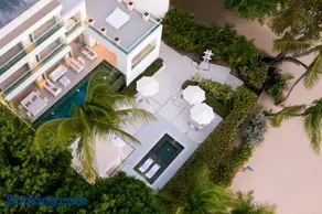 Contemporary Design Beachfront Luxury Villa - Footprints and South Cottage - Image 2