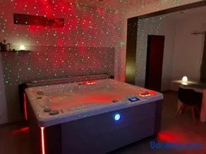 SPA La Maison du Bonheur Suite avec Spa prive pres d Arras - Image 3