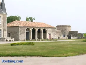 Gites Du Château De Saveilles - Image 1