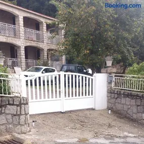 Belle maison de charme ancien, vue mer et montagne - Image 3