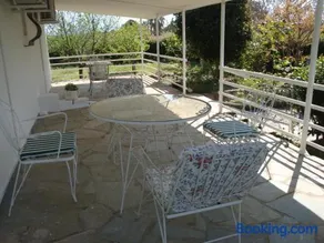 Three Bedroom Country House - Image 3