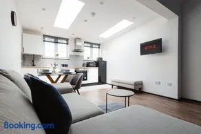Two Bedroom Executive Pad by Traboule Properties Ltd - Image 2