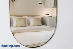 Dock 1 Boutique Hotel - Image 2