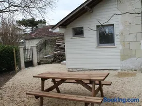 Gîte au calme avec jardin et WIFI à La Roche-Posay - FR-1-541-52 - Image 3