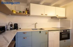 Studio 3 personnes avec terrasse 50 m de la Grande Plage Biarritz Surf - Image 3