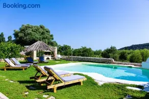 Sonio Villas - Que Bella Collection - Image 3