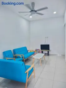 TheREHAT Homestay Kijal Terengganu - Image 1