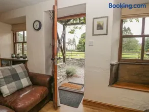Tanner Croft Cottage - Image 4