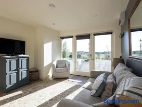 Cow Pasture Cottage - Image 3