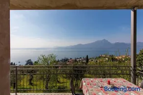 Cosy Torri Apartments - Image 1